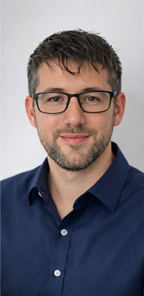 business casual headshot